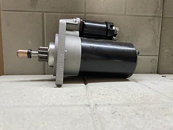 5712.3708000ВТ Стартер ВАЗ 2108